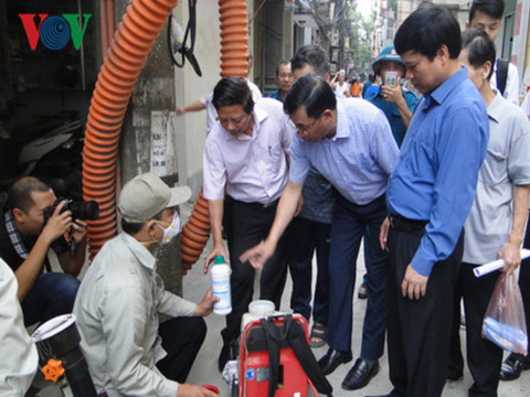 Hà Nội có 12 nơi báo động đỏ về sốt xuất huyết