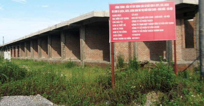 Mạnh tay bán đất, HUD còn lại gì?