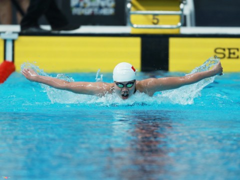 Vượt qua nỗi đau thất bại, Ánh Viên xuất sắc phá kỷ lục SEA Games