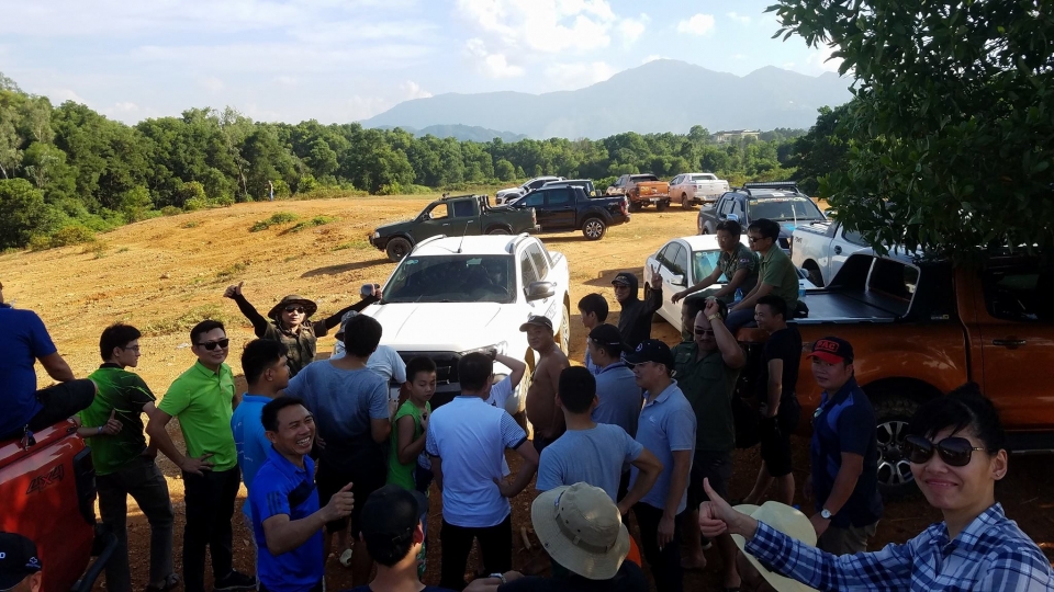 PVC đã có buổi tập luyện cho các tay lái mới tham gia giải đấu Vietnam Offroad Cup 2017 tại Đồng Mô.