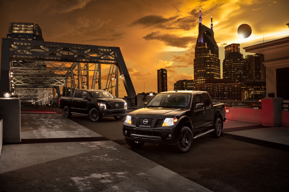 Sự kiện Nissan công bố các mẫu xe đặc biệt diễn ra cùng thời điểm với hiện tượng nhật thực toàn phần.