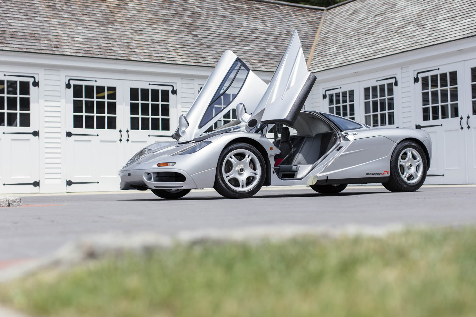 Chiếc McLaren F1.