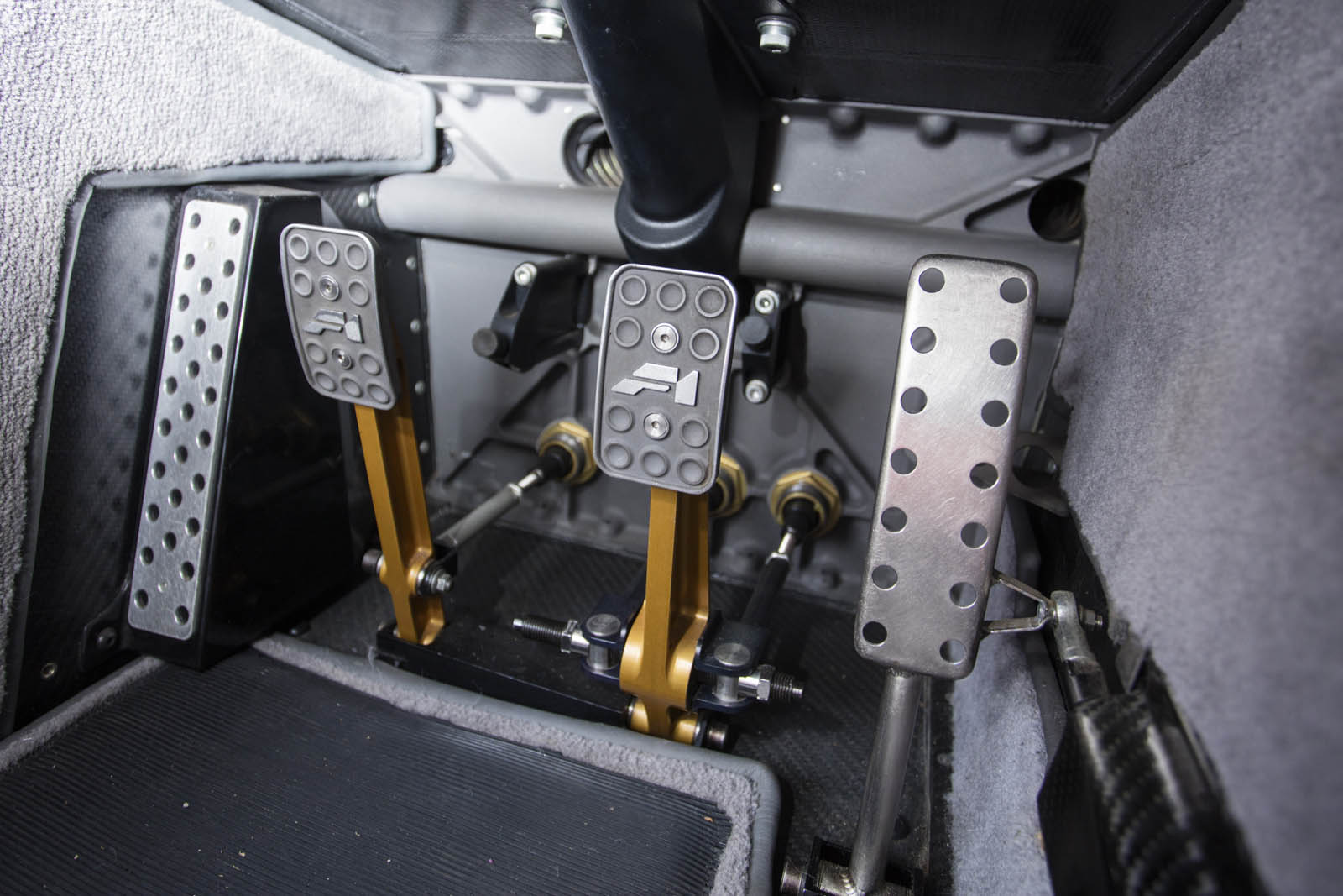 Chiếc McLaren F1.