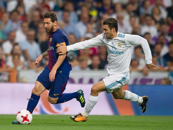 Messi đang bí mật đàm phán để chuyển tới Man City!