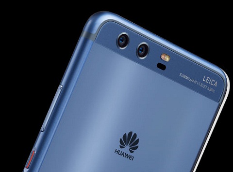 5. Huawei P10 Plus. P10 Plus, người anh lớn của P10, cũng được trang bị bộ xử lý mạnh mẽ (Kirin 960), màn hình IPS lớn cạnh tranh với màn hình Amoled (được đánh giá là tốt nhất hiện nay) và tính năng chụp ảnh đen trắng xuất sắc. Giá của sản phẩm : 749 euro (khoảng 20 triệu đồng). Điểm đánh giá : 9,02/10. 