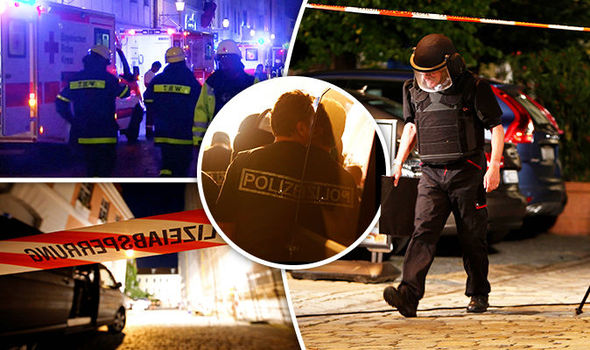 Ansbach, Bavaria, Đức – 24/7/2016: Một kẻ đánh bom tự sát đã làm bị thương 15 người khi hắn ta cho nổ tung mình bên ngoài một festival âm nhạc. Thủ phạm được xác định là Mohammad Daleel, 27 tuổi. Hắn là một người tị nạn Syria và từng thề trung thành với tổ chức khủng bố IS. Hắn có tiền sử bệnh về thần kinh. IS sau đó đã lên tiếng nhận trách nhiệm về vụ tấn công, nói rằng vụ đổ máu nói trên được thực hiện “bởi một trong những chiến binh của IS”.