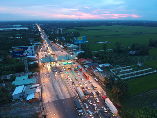 Công an Tiền Giang phản bác việc &quot;xử&quot; tài xế đưa tiền lẻ qua trạm BOT Cai Lậy