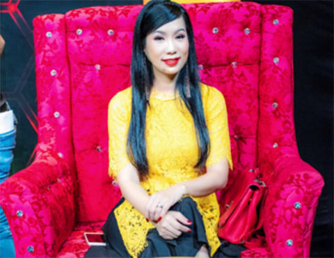 Trịnh Kim Chi tươi trẻ hào hứng trở lại Làng Hài Mở Hội mùa 2