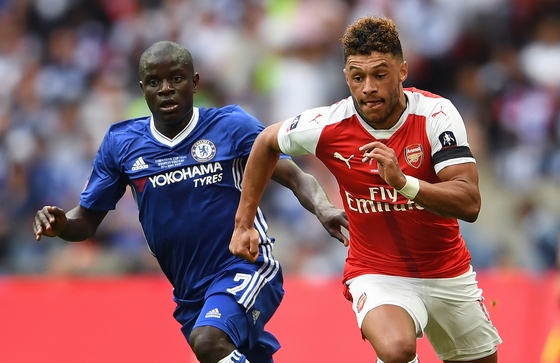 Từ chối Arsenal, Chamberlain chính thức đầu quân cho Chelsea!