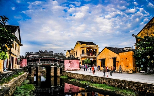 &quot;Check in&quot; 2 điểm đến lãng mạn nhất châu Á tại Việt Nam