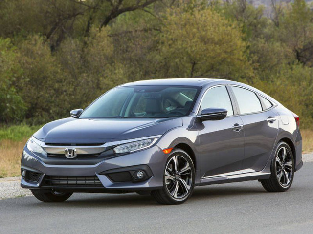 2017 Honda Civic - Giá khoảng $18,740