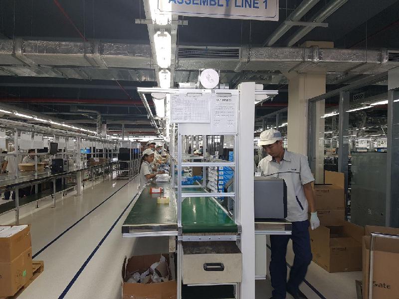 Năng lực lắp ráp của nhà máy của VNPT Technology hiện nay khoảng 2,5 triệu thiết bị/tháng. Về công nghệ, dây chuyền (line) của VNPT Tech là hoàn toàn giống dây chuyền sản xuất smartphone của nhà máy Samsung tại Bắc Ninh. Nhưng số lượng các line làm việc của VNTP Tech chưa thể bằng với Samsung, vì nhà máy của tập đoàn Hàn Quốc này sản xuất hàng hóa cho thị trường toàn cầu.