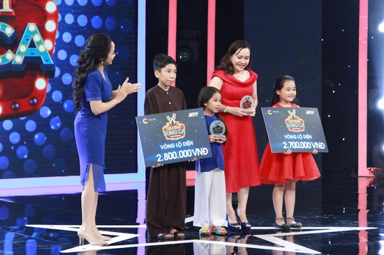 Sau 5 phần thi, bốn vị giám khảo đã cho điểm và kết quả cặp đôi Ngọc Ý - Thành Vinh đạt 28 điểm, Tố Quyên - Phương Anh 27 điểm, Thế Khôi - Thiên Khôi 30 điểm và hai cặp đôi Văn Tấu - Tường Vy và Chí Công - Ngọc Linh đồng 29 điểm. Như vậy, chị em Ngọc Ý - Thành Vinh và mẹ con Tố Quyên - Phương Anh ra về với giải thưởng lần lượt là 2 triệu 800 nghìn đồng và 2 triệu 700 nghìn đồng.