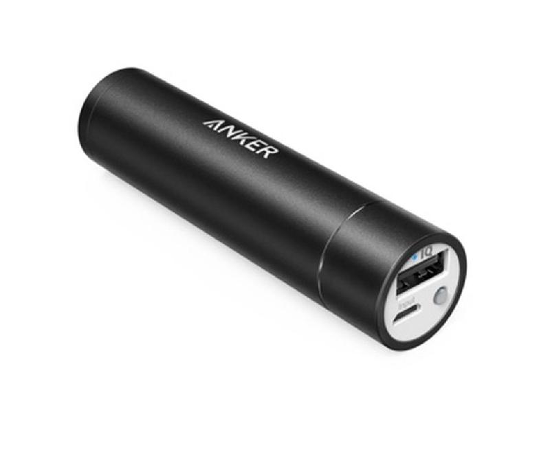 Sạc dự phòng mini Anker PowerCore+(15 USD, 350.000 đồng): Nếu thường xuyên phải đi ra ngoài mà lại sử dụng nhiều đến iPhone, bạn hãy sắm cho mình một chiếc sạc dự phòng như Anker PowerCore+ và không còn phải lo về việc smartphone cạn nguồn. Giá của Anker PowerCore+ cũng khá rẻ.