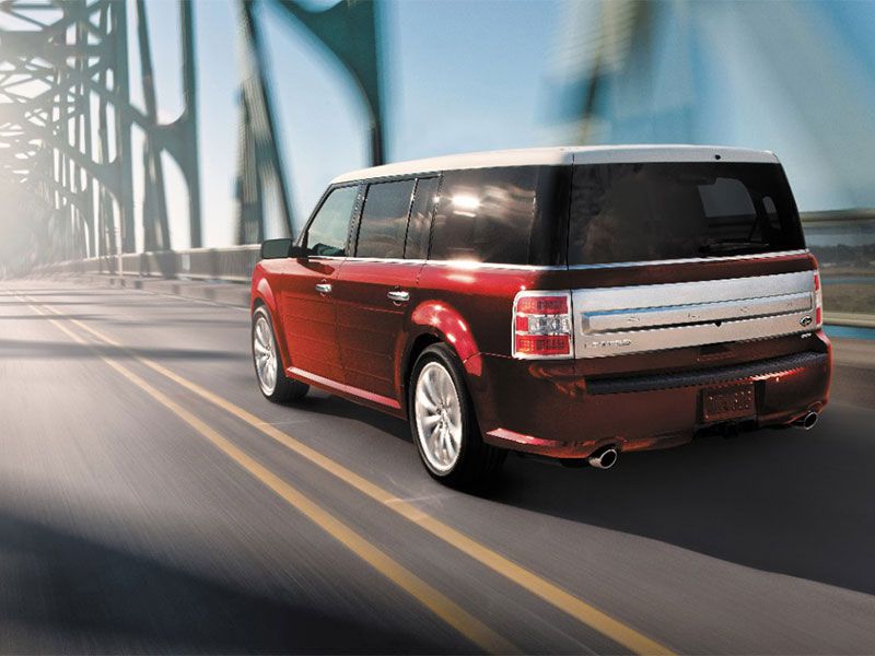 SUV tương đồng như xe Minivan: Ford Flex