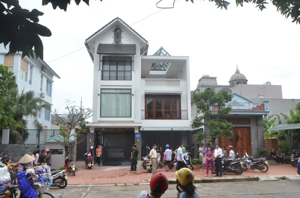 Quảng Ninh: Bàng hoàn​g phát hiện 2 chị em ruột chết tại nhà riêng