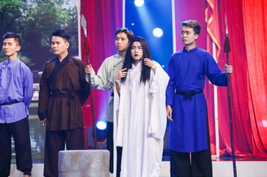  Đội Mộc mang đến tiểu phẩm Đại hội võ lâm với kịch bản khá lạ trong đêm thi thứ 3 gay cấn này.