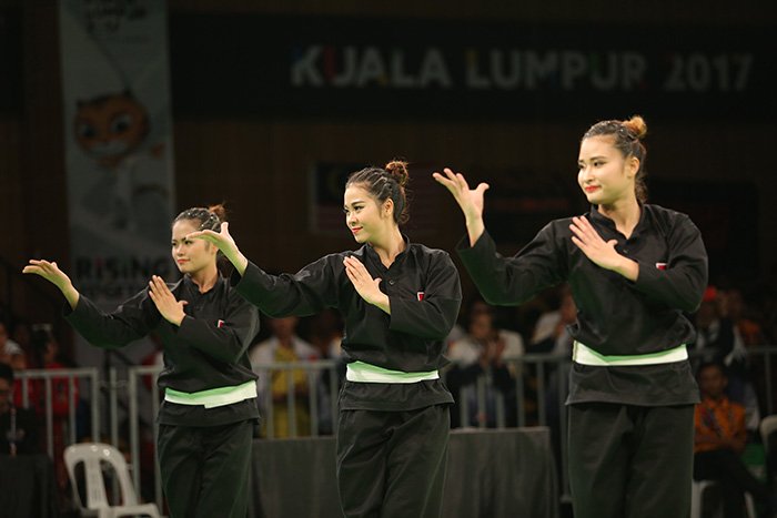 SEA games 29: Nữ võ sĩ Silat Việt Nam đẹp hớp hồn