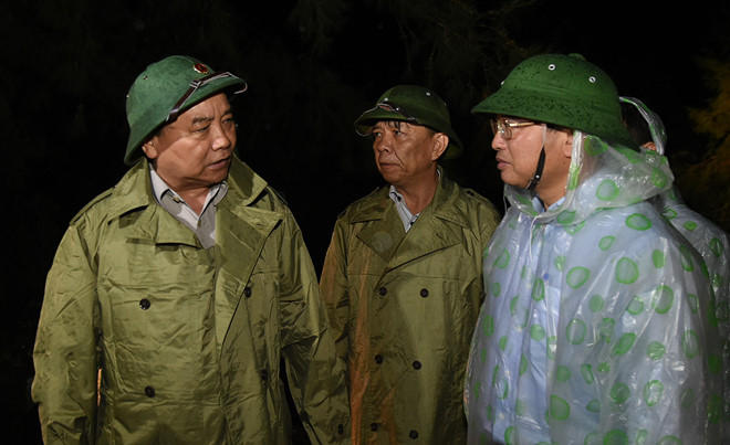 hủ tướng có mặt ở Quảng Bình tối 15/9. Ảnh: VGP.