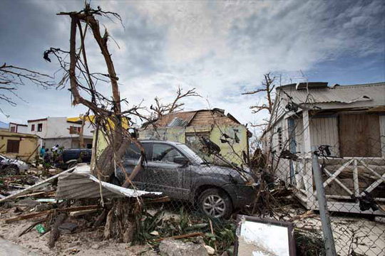 Bão Irma thổi bay nhà tùBãi Irma biến thiên đường Caribbe thành ác mộng. Ảnh: AP, hơn 100 tù nhân trốn thoát - Ảnh 7.