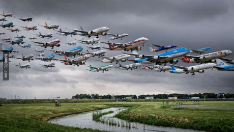 Đường bay 18R sân bay Amsterdam Schiphol, Hà Lan.