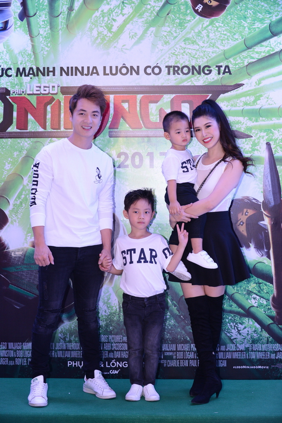 Gia đình Thủy Anh - Đăng Khôi