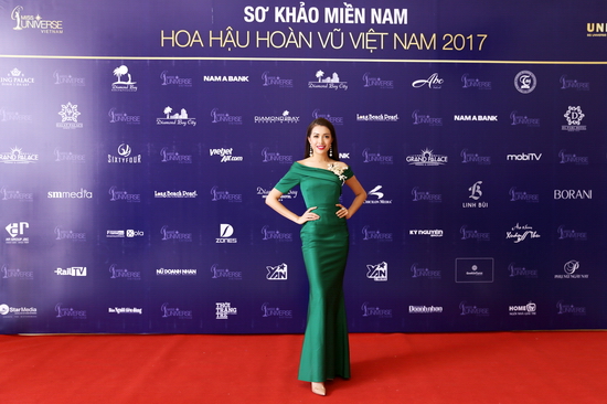 Á hậu Lệ Hằng