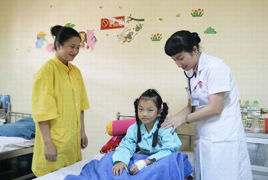 Kỳ diệu bé gái thoát khỏi lưỡi hái thủy thần