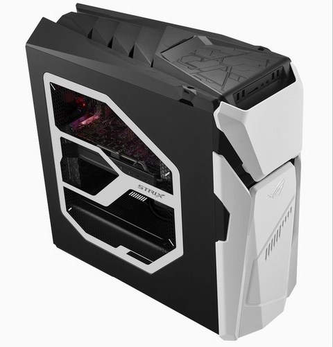 Với thiết kế panel mặt trước dễ dàng có thể thay thế và tùy biến đặc biệt, ROG Strix GD30 trở thành một chiếc desktop PC cực kì đặc biệt và không lẫn vào những sản phẩm khác đã có trên thị trường. Máy được trang bị CPU Intel Core i7 thế hệ 7, card đồ họa NVIDIA GeForce GTX 1080 Ti và module SSD 2.5 inch có thể dễ dàng hot-swap (tráo nóng). Cơ chế tản nhiệt tiên tiến giúp tăng luồng gió lưu thông để mang lại hiệu quả làm mát tốt hơn và sức mạnh đảm bảo. Phần mềm Aegis III sẽ giúp người dùng dễ dàng theo dõi các thông số của hệ thống hoặc điều chỉnh tốc độ quạt, hiệu ứng ánh sáng Aura RGB trên thùng máy.