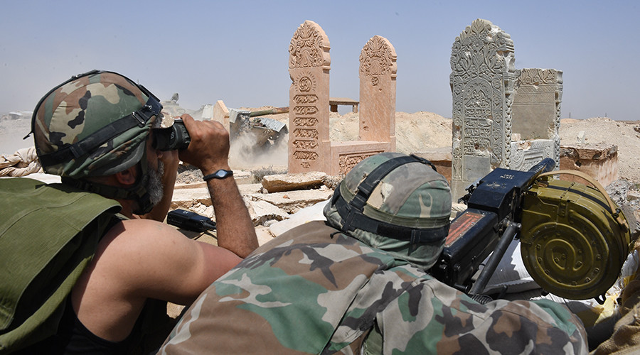 San phẳng thành trì của địch, quân Assad tiến vào Deir ez-Zor