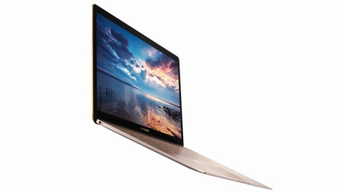 ZenBook 3 Deluxe đồng thời còn trang bị lên đến 16GB RAM 2133MHz LPDDR3, SSD PCIe siêu nhanh lên đến 1TB – một trong những loại SSD có dung lượng lớn nhất hiện nay. Máy trang bị hai cổng USB-C hỗ trợ Thunderbolt 3 cho tốc độ truyền tải lên đến 40Gbps, xuất hai màn hình 4K UHD và truyền tải điện năng.