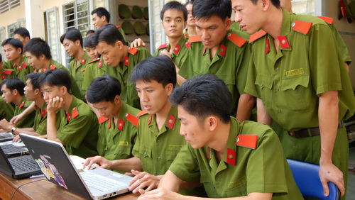 Cảnh báo chiêu trò lừa đảo 'chạy' vào các trường Công an