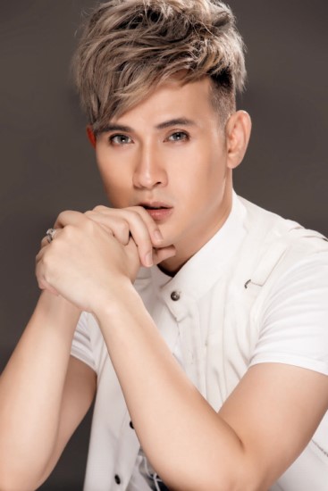 Nguyên Vũ.