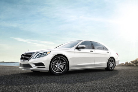9. Mercedes-Benz S550 phục vụ hành khách tốt hơn, được ví như khách sạn mini trên đường phố, trang bị động cơ V8, dung tích 4.7 lít, giá bán đề xuất 96.600 USD.