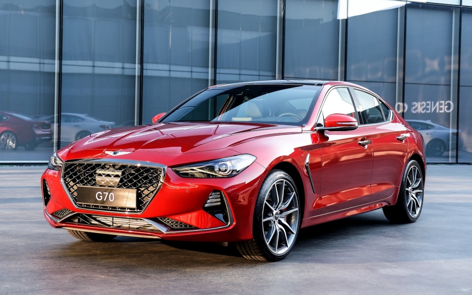 Xe sang thể thao Genesis G70 Sport, đối thủ mới của các mẫu sedan
