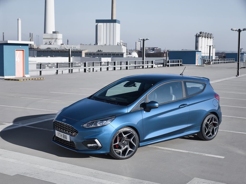 Ford Fiesta bị dừng bán tại Mỹ
