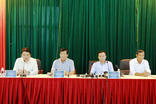 HLV Hữu Thắng: &quot;VFF phát ngôn không đúng sự thật khi tôi vắng mặt&quot;