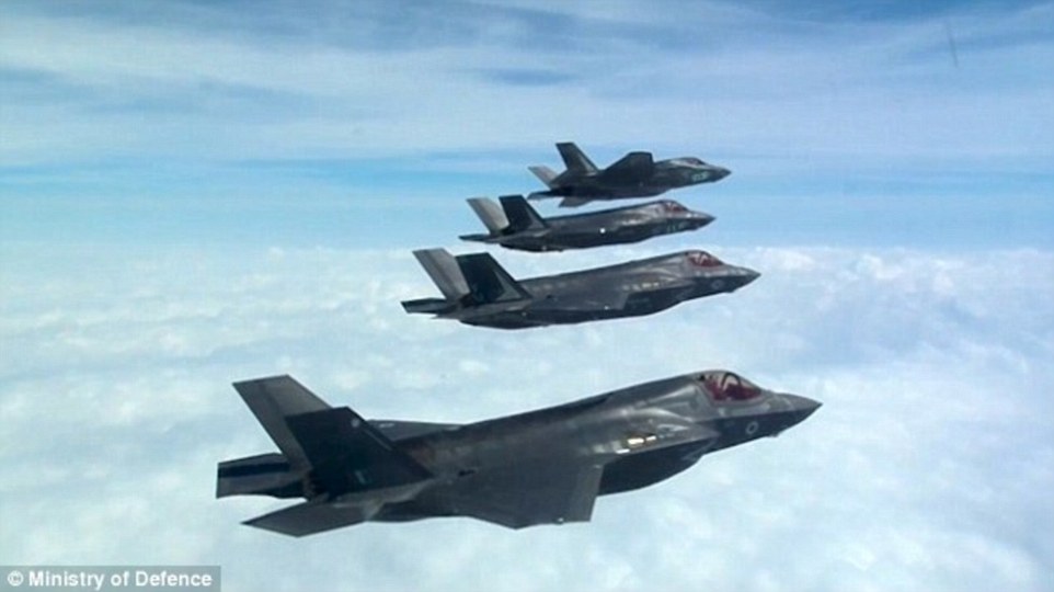 Sự kết hợp giữa B-1B và F-35 sẽ tạo ra sức mạnh kinh khủng