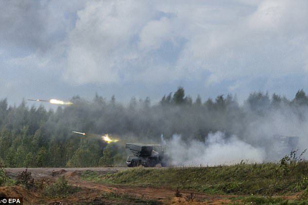 Xem loạt vũ khí Nga khoe hỏa lực ấn tượng trong cuộc tập trận Zapad