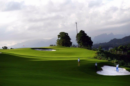 FLC Halong Golf Club thu hút golfer với giải đấu KLF Golf Tournament 2017