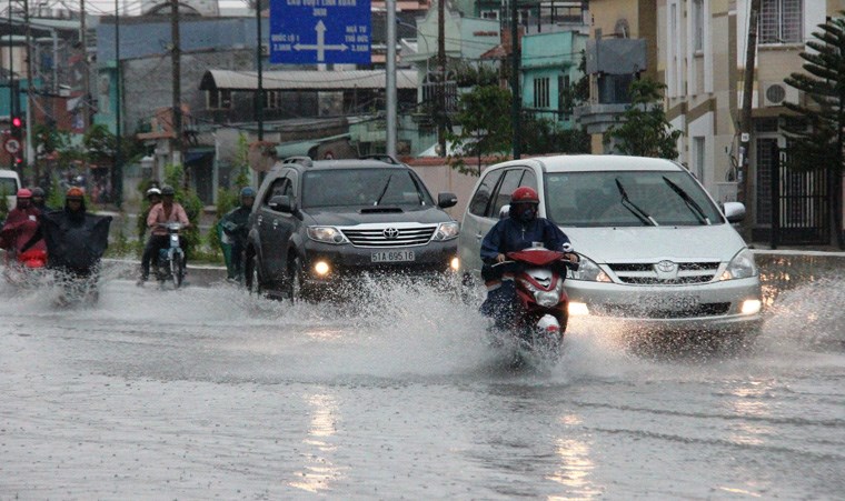 Bắc Bộ tiếp tục mưa rào và dông, đề phòng gió giật mạnh