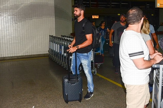 Costa chính thức chia tay Chelsea, trở lại La Liga thi đấu!