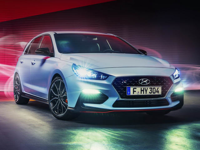 Xe thể thao Hyundai i30 N chốt giá 757 triệu đồng