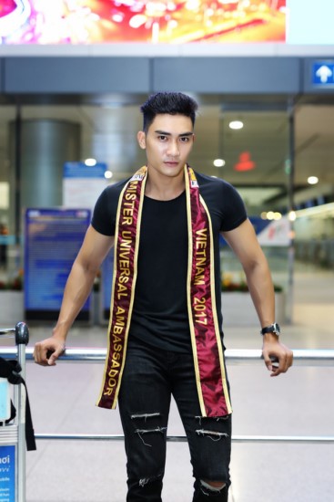 Lương Gia Huy đại diện Việt Nam tranh tài tại Nam vương đại sứ hoàn vũ 2017. Cuộc thi diễn ra từ 26/09 đến 06/10/2017 tại Indonesia.