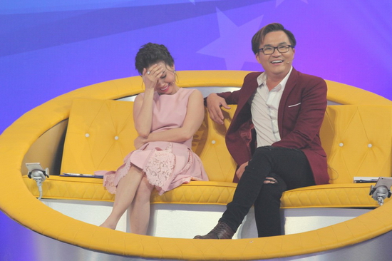 Hai anh em hát hit Soobin Hoàng Sơn khiến Cẩm Ly, Đại Nghĩa cười nắc nẻ