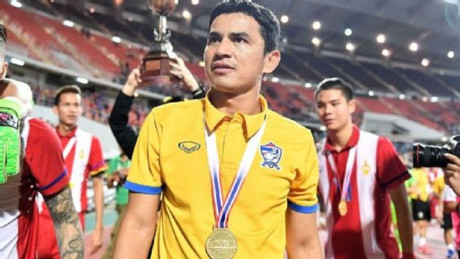 Mức lương gây choáng của HLV Kiatisak tại 'đại gia' Indonesia