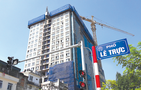 Người &quot;cắt ngọn&quot; nhà 8B Lê Trực đề xuất gây sốc