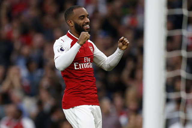 5. Alexandre Lacazette (Lyon tới Arsenal, 52 triệu bảng).