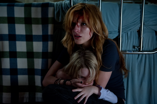 Amityville: Quỷ dữ thức tỉnh đầy khoảnh khắc kinh hoàng hứa hẹn có thể khiến bất kỳ ai thót tim.