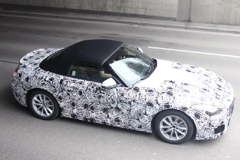 BMW Z4 mới đã từng lộ diện trên đường chạy thử.